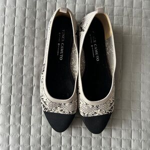Vince Camuto Gray Cap Toe Knit Flats